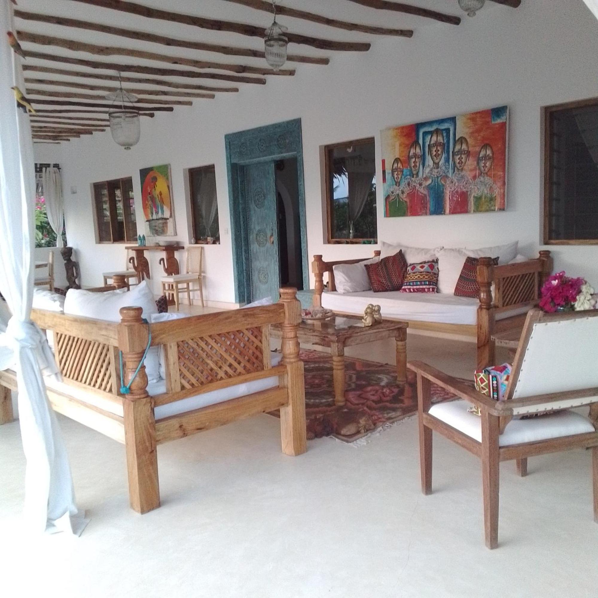 Shira House Bed & Breakfast Watamu Ngoại thất bức ảnh